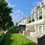 Gaestehaus Windrose 3 *