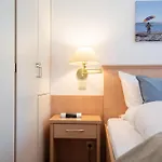 Gaestehaus Windrose 3 Apartamento *